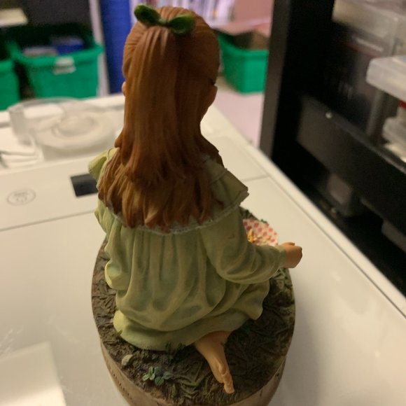 Vintage Virtues Responsibility Figurine by Kathy Killip for Demdaco - Picture 4 of 6